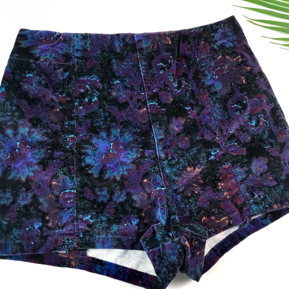 Kimchi Blue Pants - Kimchi Blue Velvet Shorts -579